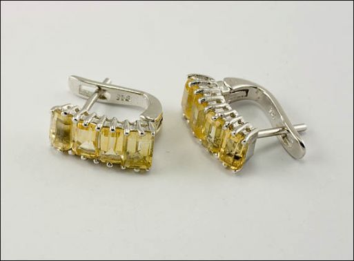 Серебряные серьги с цитрином 23517 купить в магазине Самоцветы мира
