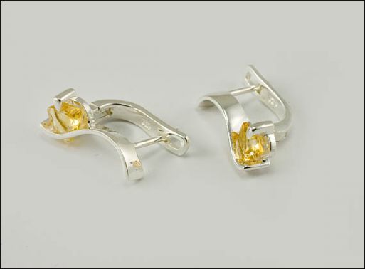 Серебряные серьги с цитрином 23538 купить в магазине Самоцветы мира