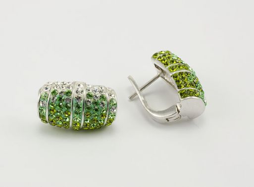 Серебряные серьги с Кристаллами Swarovski 24386 купить в магазине Самоцветы мира