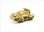 Фигурка из бронзы лягушка изгибается
