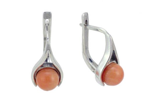 Серебряные серьги с кораллом 25863 купить в магазине Самоцветы мира