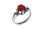 Кольцо из серебра с кораллом красным шар 8 мм 27395