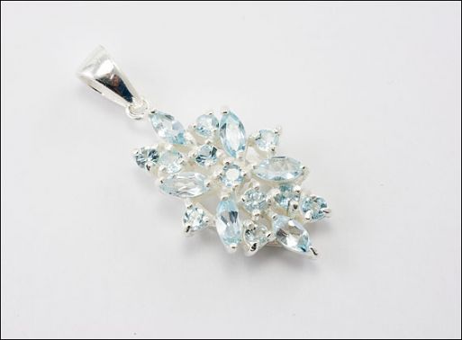 Серебряный кулон с топазом 28304 купить в магазине Самоцветы мира