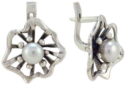 Серьги из серебра 925 пробы с жемчугом.