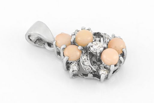 Серебряный кулон с кораллом и фианитами 29867 купить в магазине Самоцветы мира