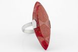 Кольцо из серебра с кораллом красным маркиза 15х38 мм 30076