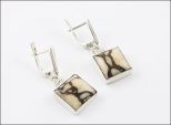 Серьги из серебра с кораллом белым квадрат 12х12 мм 30267