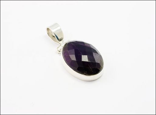 Серебряный кулон с аметистом 32951 купить в магазине Самоцветы мира