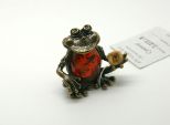 Сувенир янтарь лягушка с подарком  7,277-В 57277