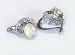 Серьги горный хрусталь с фианитами. Вес 7,5 гр.