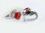 Серьги из серебра с кораллом красным и фианитами квадрат 6х6 мм 42486