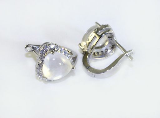 Серьги из серебра с горным хрусталём и фианитами сердце 10х10 мм 42595 ― Самоцветы мира