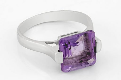 Серебряное кольцо с аметистом 45138 купить в магазине Самоцветы мира