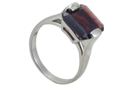 Серебряное кольцо с гранатом 45195 купить в магазине Самоцветы мира