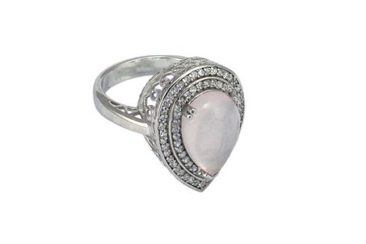 Кольцо из серебра 925 пробы с розовым кварцем.
