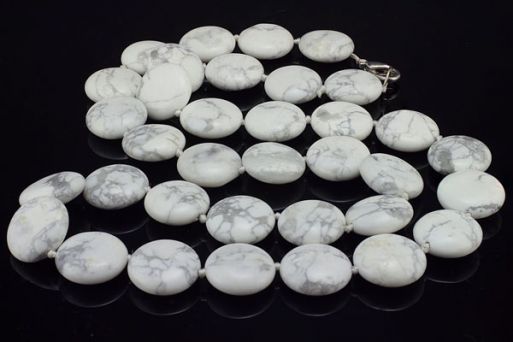 Бусы из Кахолонга.