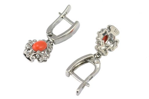 Серебряные серьги с кораллом 49016 купить в магазине Самоцветы мира