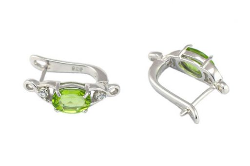 Серьги из серебра 925 пробы с Хризолитом.