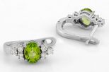Серьги из серебра с хризолитом и фианитами овал 5х7 мм 50976