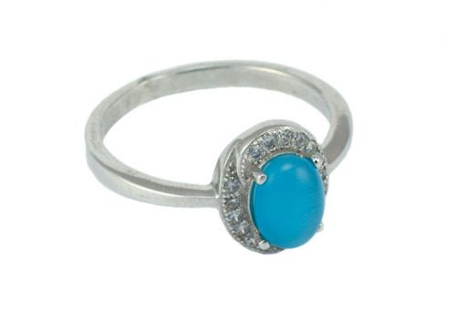 Кольцо из серебра 925 пробы с кошачьим глазом.