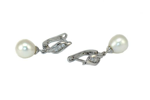 Серьги из серебра 925 пробы с жемчугом.