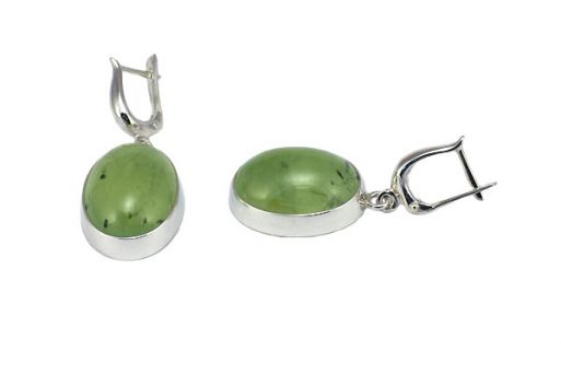 Серьги из серебра 925 пробы с везувианом.
