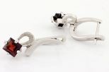Серьги из серебра с гранатом квадрат 6х6 мм 54469