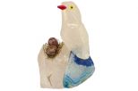 Фигурка сойка из розового кварца с гнездом. Вес 100-130 гр.