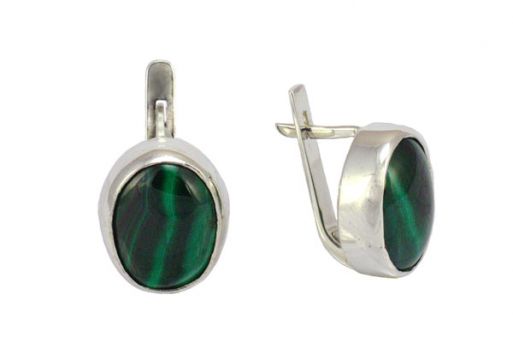 Серьги из серебра 925 пробы с малахитом.