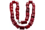 Коралл бусы столбики. Вес 80-90 гр. Длина 48 см.