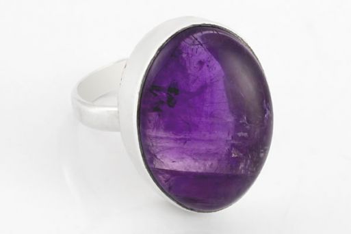 Серебряное кольцо с аметистом 58663 купить в магазине Самоцветы мира