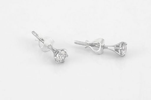 Серебряные серьги с фианитом 61172 купить в магазине Самоцветы мира