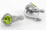 Серьги из серебра с хризолитом и фианитами квадрат 6х6 мм 61729