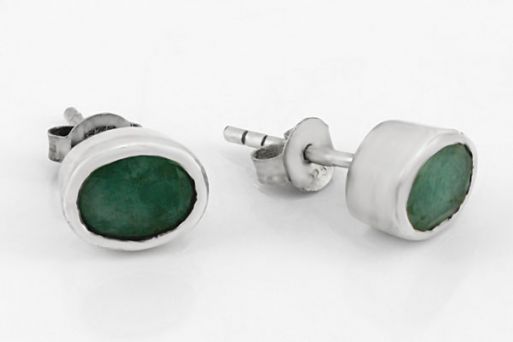 Серебряные серьги с изумрудом 63191 купить в магазине Самоцветы мира