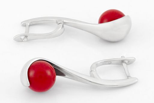 Серебряные серьги с кораллом 63665 купить в магазине Самоцветы мира