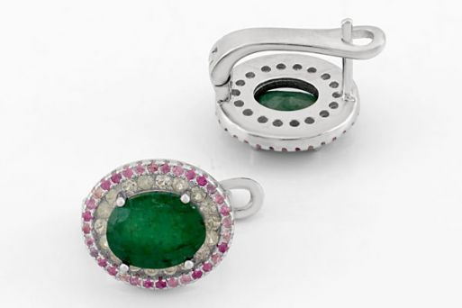 Серебряные серьги с изумрудом 64155 купить в магазине Самоцветы мира