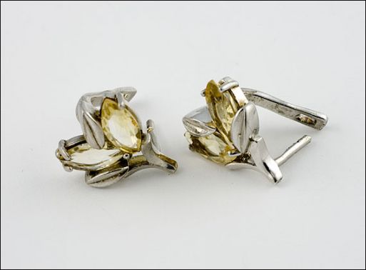 Серебряные серьги с цитрином 2 маркизы 7851 купить в магазине Самоцветы мира